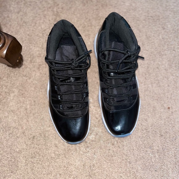 COPY - jordan 11 jubileee never worm - Picture 1 of 3